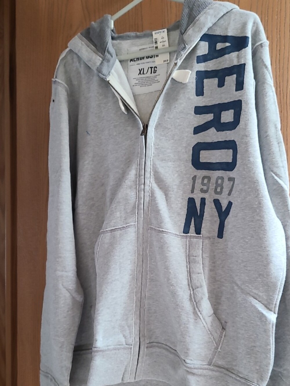 Aeropostale Men's Heather Gray Full-Zip Hoodie with Logo - Picture 4 of 7